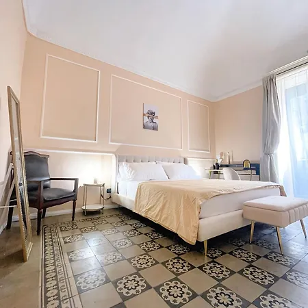 Flame Frühstückspension 4*