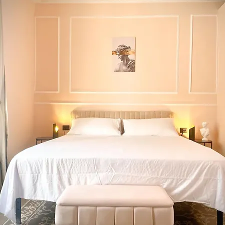 Flame Bed & Breakfast 4*