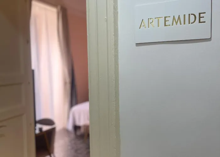 Frühstückspension Flame Catania