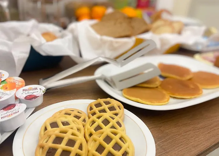 Flame Frühstückspension 4*