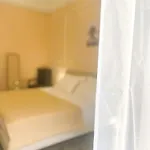 Flame Oda ve Kahvaltı Katanya