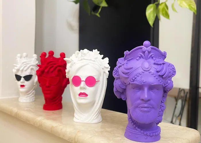 Flame Bed & Breakfast 4*