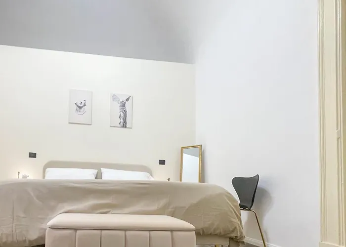 Flame Bed & Breakfast 4*